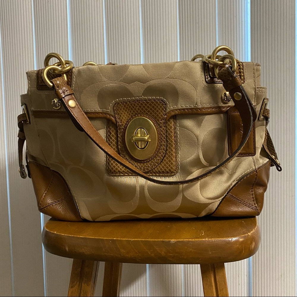 Coach Peyton Signature Sateen Carryall Tote Bag